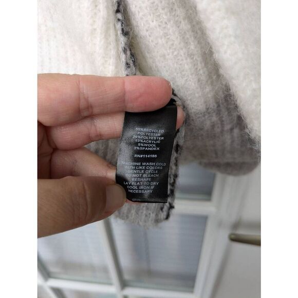 Verve Ami Open Cardigan Acrylic Poly Blend Grey White Stripe, Size M - NWT - Picture 4 of 4